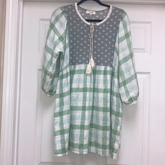Seafoam and White Umgee Dress. Size L - Picture 1 of 6